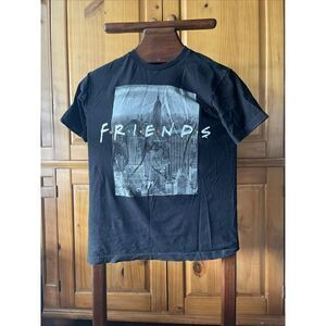 FRIENDS TV Series T-Shirt Black Men’s Size M NYC Skyline Graphic Print Promo Tee